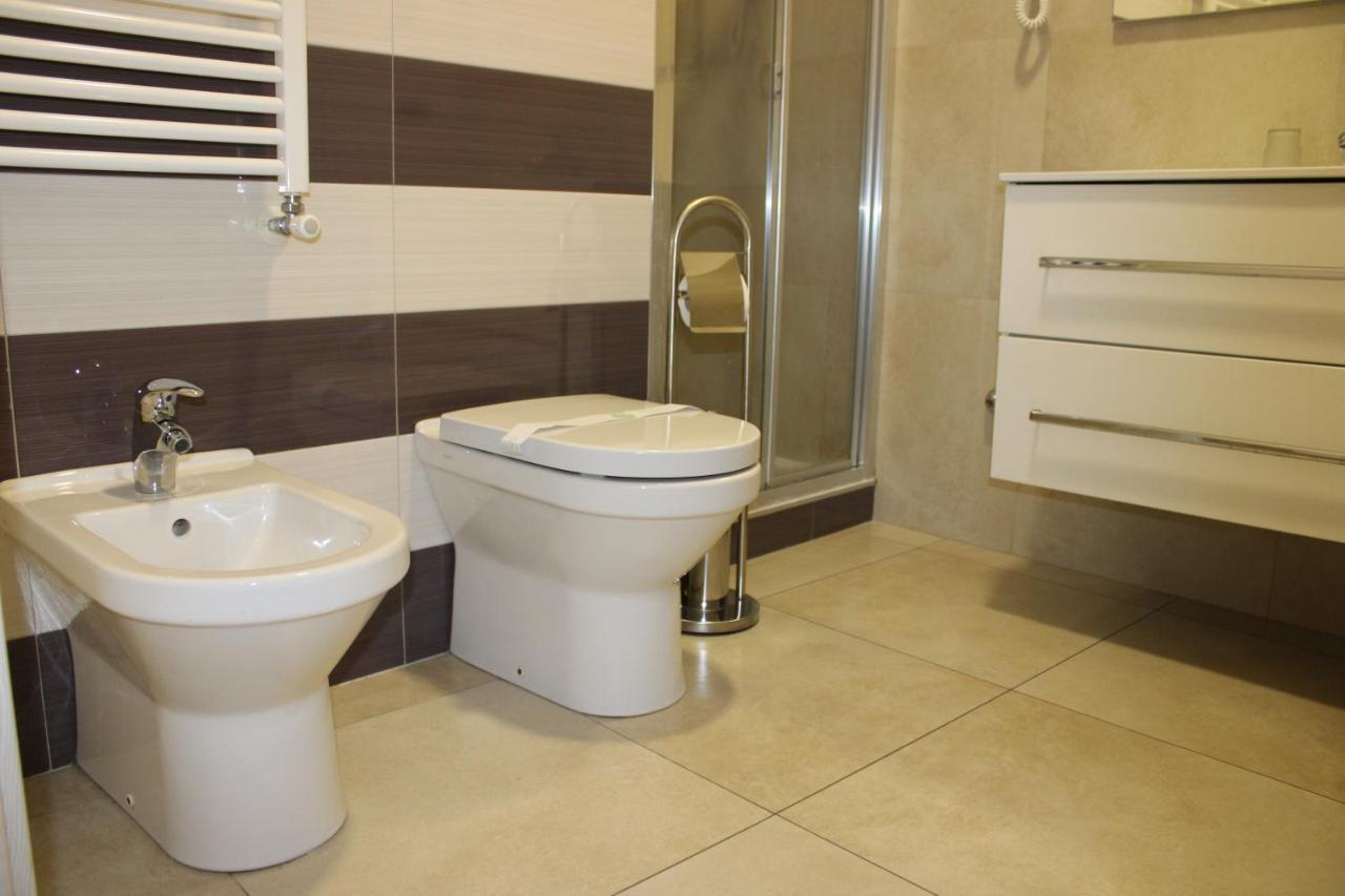 Brain Rooms & Suite Pagani Ngoại thất bức ảnh